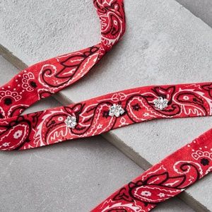 AMERICAN EAGLE outfitters beaded bandana choker